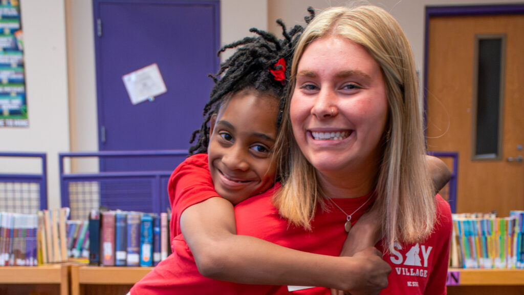 Transformational Scholar and elementary education major Brooklynn Koonce with her mentee.