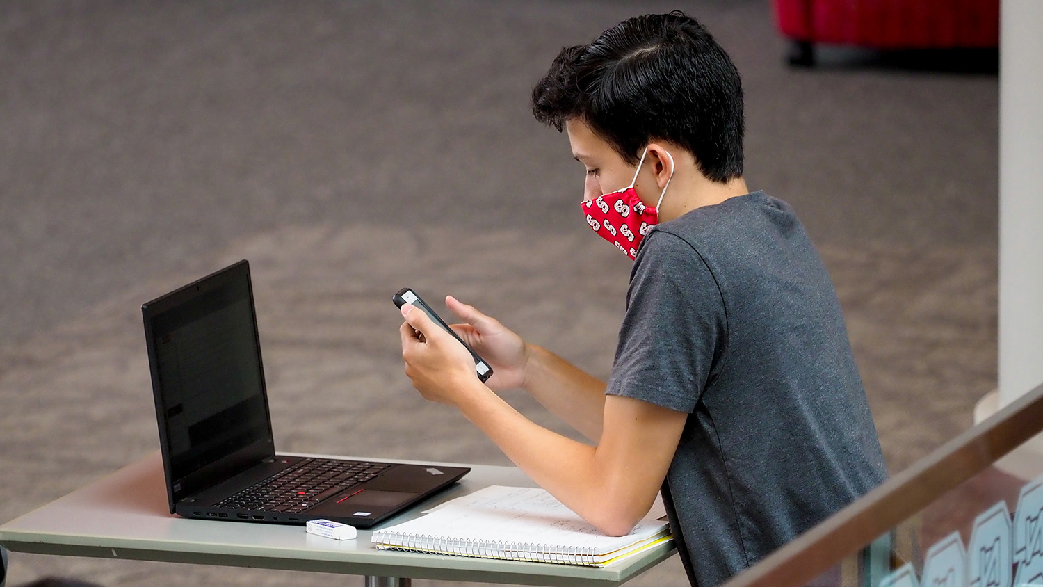 student with facemask